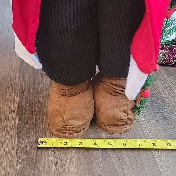 Whimsical Santa decor 21" tall - Picture 8 of 8